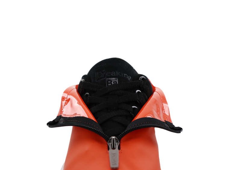 06826-661-M | CLASSIC 2000 X BREAKING BAD | "CLEANING"